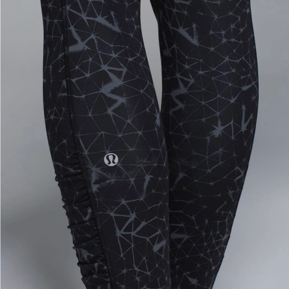 Lululemon Speed Tight - Picture 3 of 13